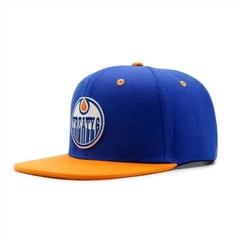 egyedi snapback állítható sapka hímzőtapasszal