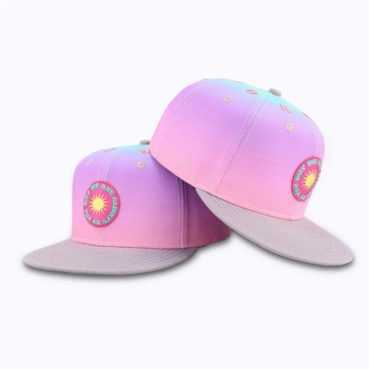 Rózsaszín gradiens snapback sapka